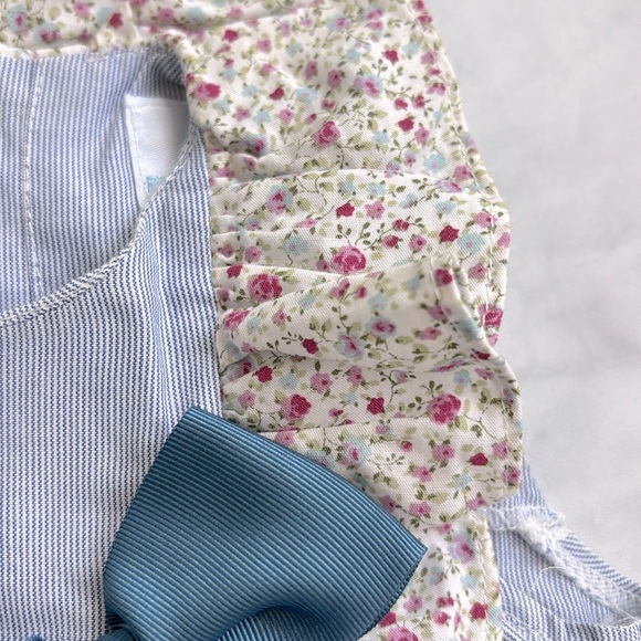 Paloma de la O Baby Girl’s Shortie with Floral Ruffles and Bow - Picture 4 of 10